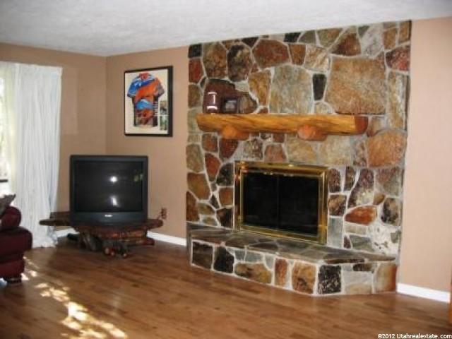 424 N 2800 E, Layton, UT 84040 — photo 8