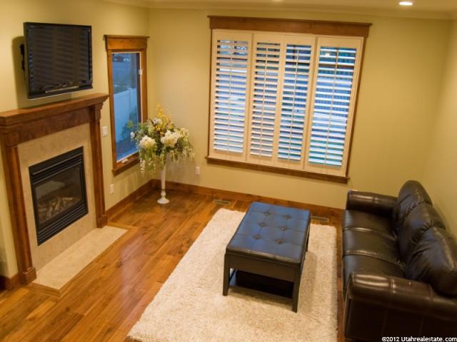 4468 S 2300 E, Holladay, UT 84124 — photo 3
