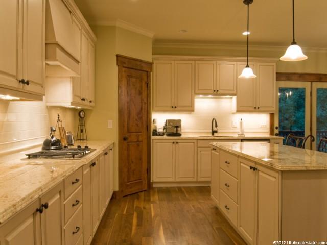4468 S 2300 E, Holladay, UT 84124 — photo 6