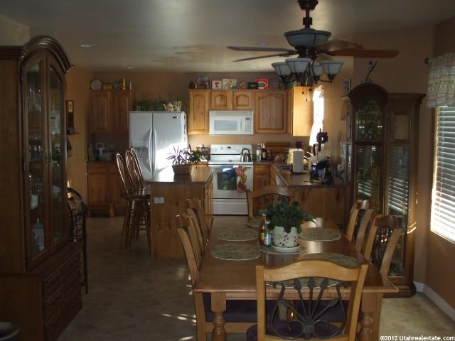 1946 S 875 E, Clearfield, UT 84015 — photo 4