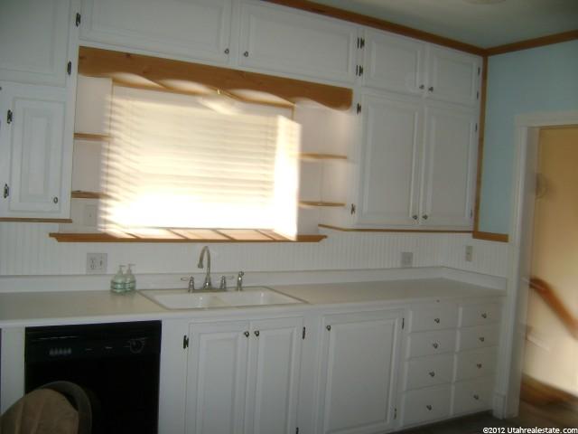 254 W Wasatch St, Midvale, UT 84047 — photo 6