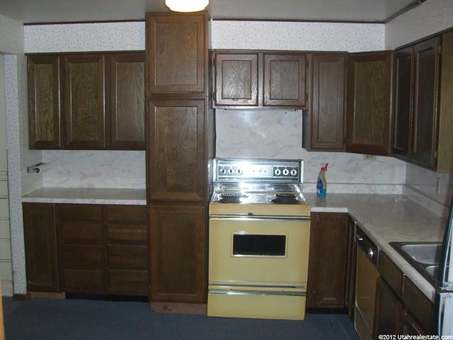 1045 E Smart Ln, Sandy, UT 84094 — photo 2