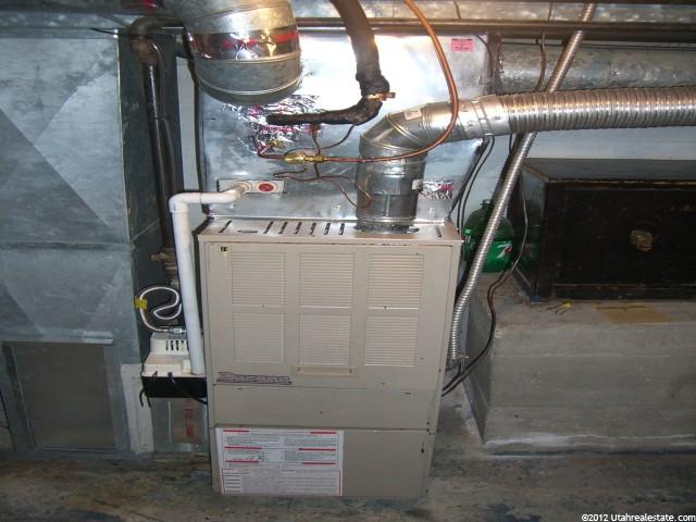 1045 E Smart Ln, Sandy, UT 84094 — photo 11
