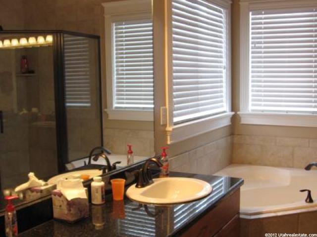 823 W 3225 N, Pleasant View, UT 84414 — photo 11