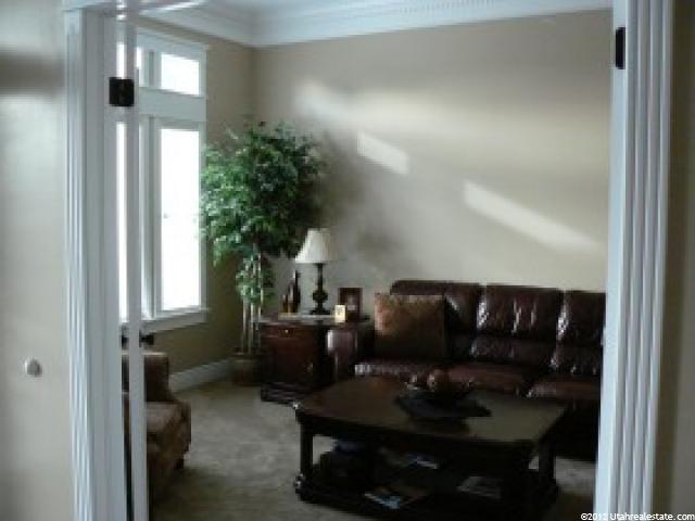 823 W 3225 N, Pleasant View, UT 84414 — photo 4