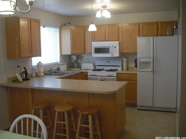 1083 N 2575 W, Layton, UT 84041 — photo 5