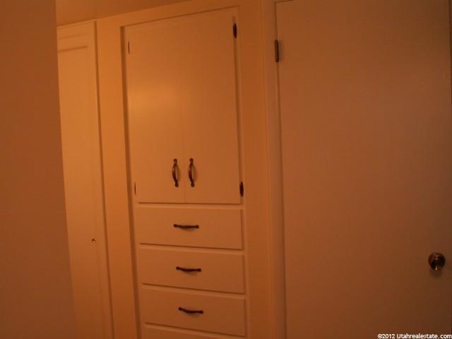 2352 Chateau Dr, Roy, UT 84067 — photo 12