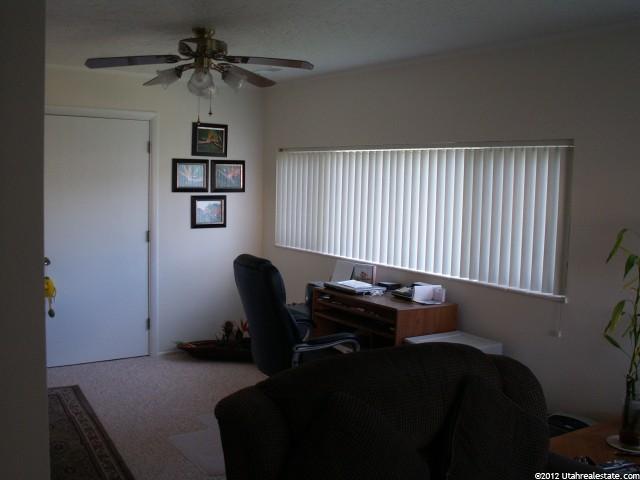 2352 Chateau Dr, Roy, UT 84067 — photo 4