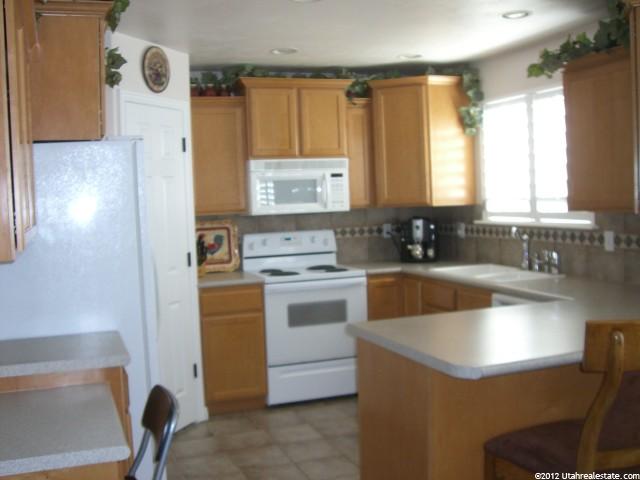 10213 Sandy Willows Cv, Sandy, UT 84070 — photo 3