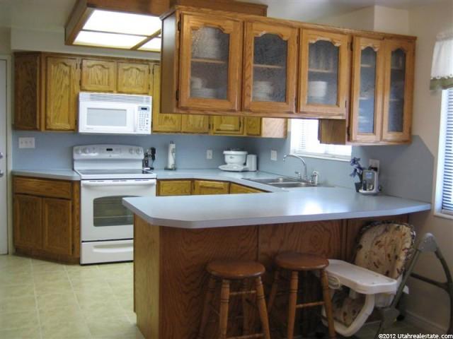 1226 N 450 W, Sunset, UT 84015 — photo 2