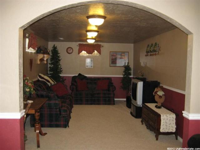 1226 N 450 W, Sunset, UT 84015 — photo 7