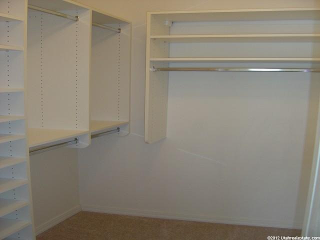 921 S Courtyard Ln, Centerville, UT 84014 — photo 10