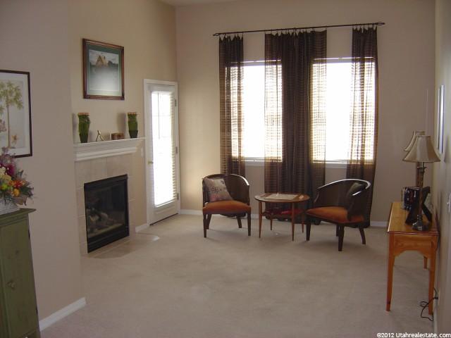 921 S Courtyard Ln, Centerville, UT 84014 — photo 4
