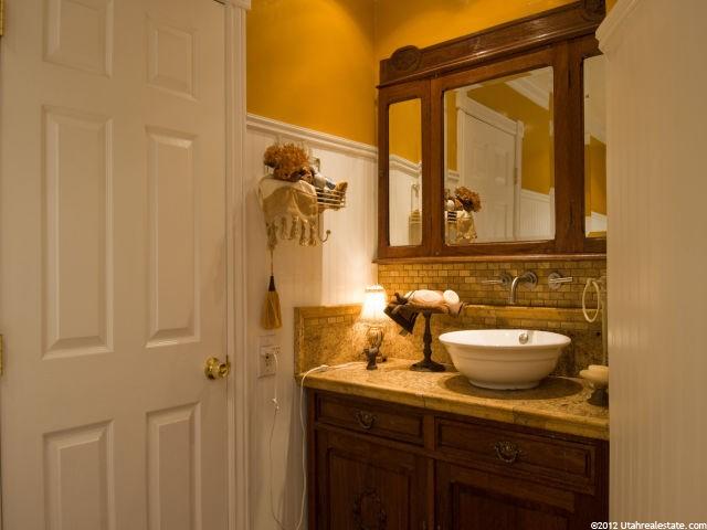 2170 E Hugo Ave, Holladay, UT 84117 — photo 8