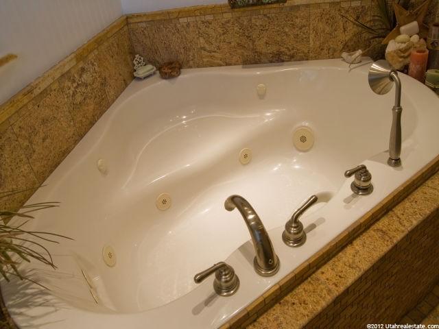 2170 E Hugo Ave, Holladay, UT 84117 — photo 9