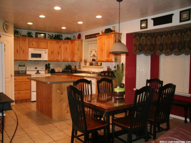 2140 S 725 E, Clearfield, UT 84015 — photo 2