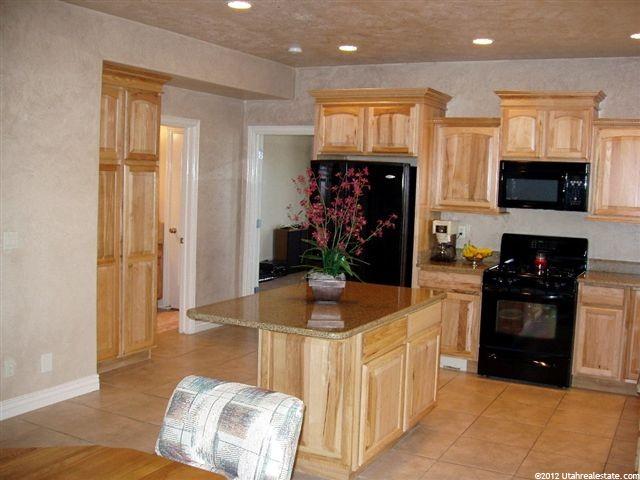 570 S Five Sisters Dr, St. George, UT 84790 — photo 3