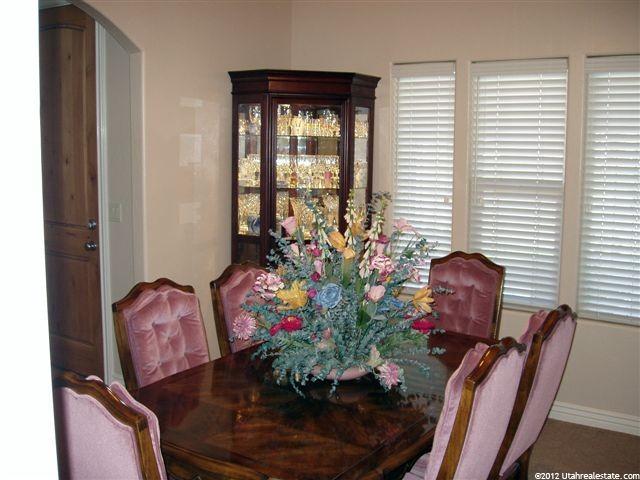 570 S Five Sisters Dr, St. George, UT 84790 — photo 4