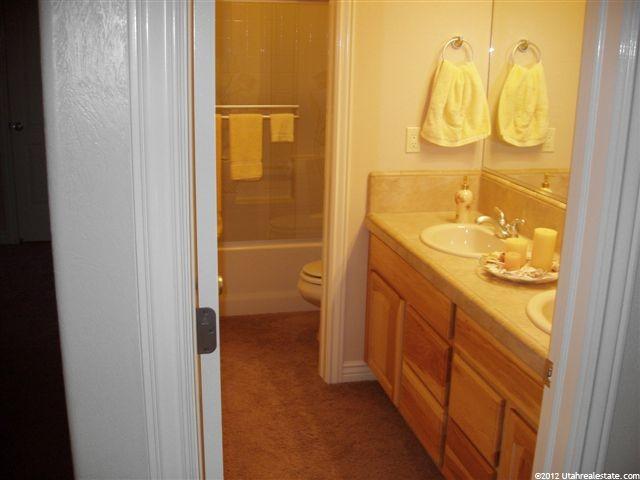 570 S Five Sisters Dr, St. George, UT 84790 — photo 9