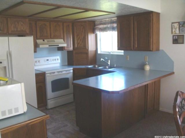 4974 S 3325 W, Roy, UT 84067 — photo 3