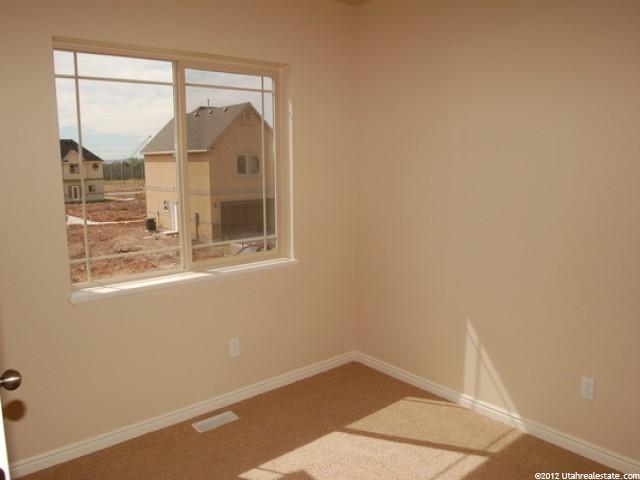 1005 N 740 W, Centerville, UT 84014 — photo 8