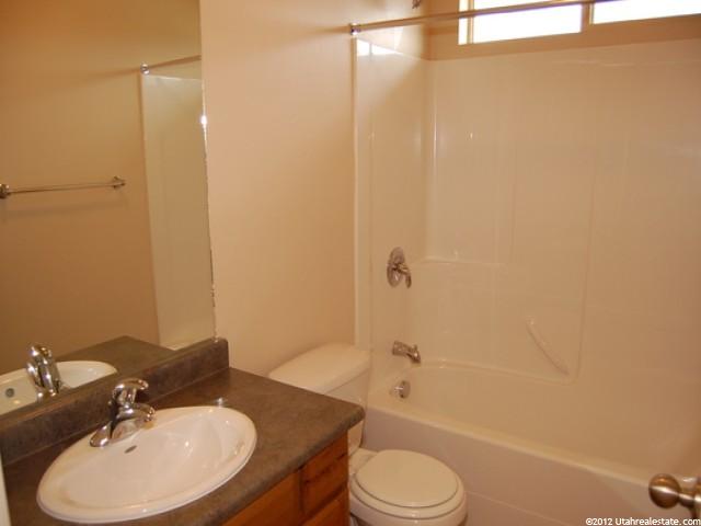 1005 N 740 W, Centerville, UT 84014 — photo 9