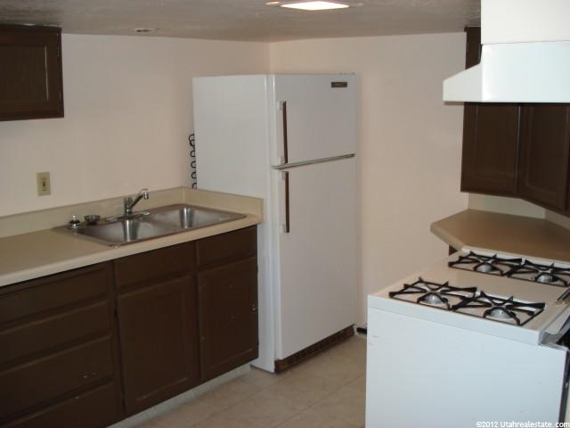 875 E 450 S, Clearfield, UT 84015 — photo 8