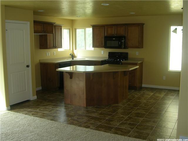 2123 Sego St, West Haven, UT 84401 — photo 3