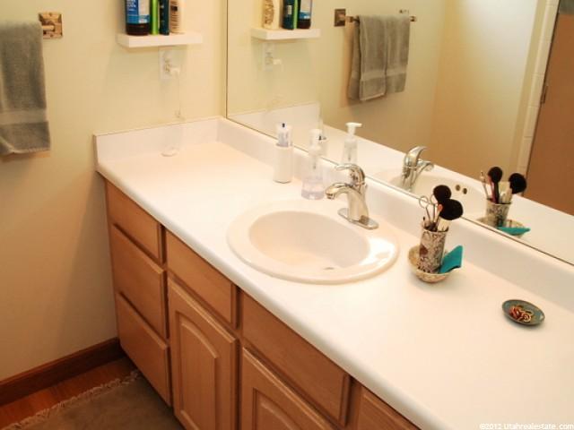 578 E Downing St, Midvale, UT 84047 — photo 10