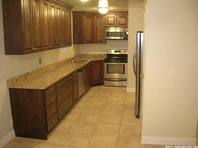 5879 S Jamiah Dr, Murray, UT 84123 — photo 6
