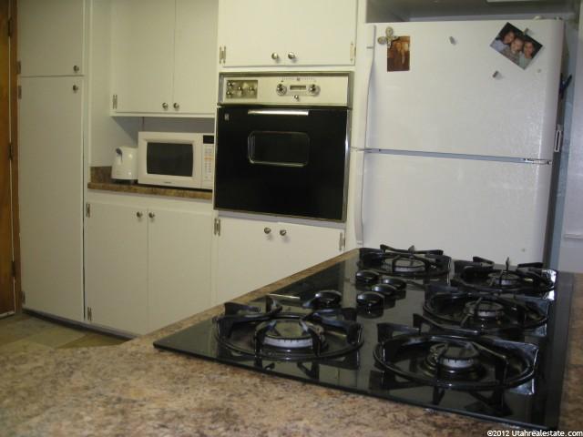 175 W Lester Ave, Murray, UT 84107 — photo 12