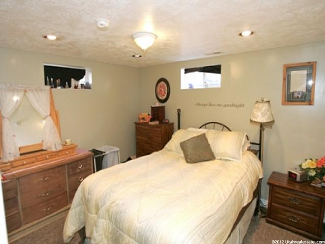 40 E 400 S, Bountiful, UT 84010 — photo 6