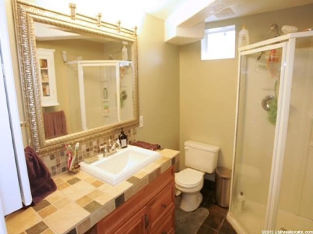 40 E 400 S, Bountiful, UT 84010 — photo 9