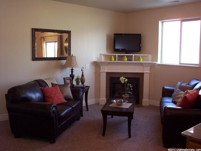 216 E 700 N, Smithfield, UT 84335 — photo 3