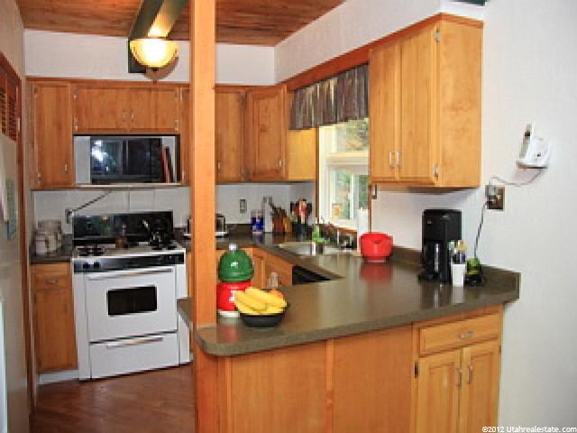 670 Parkview Dr, Summit Park, UT 84098 — photo 2