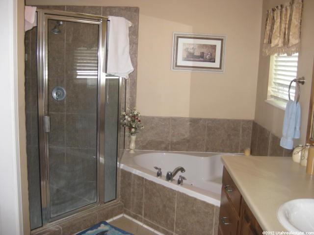 315 E 525 S, Providence, UT 84332 — photo 7