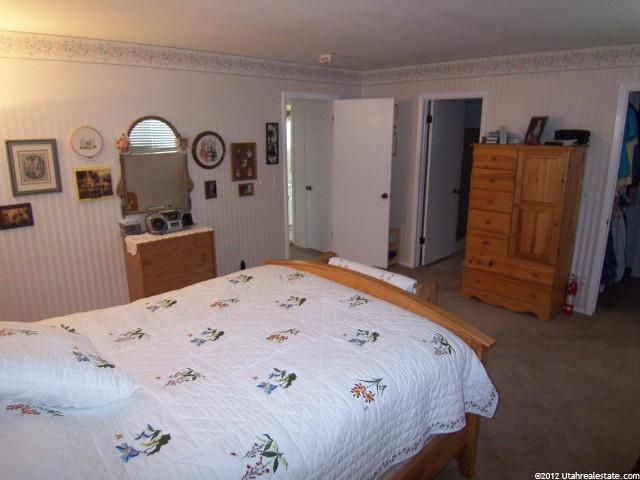 1733 E Crescent View Dr, Sandy, UT 84092 — photo 7
