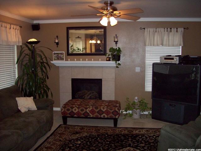 733 E 2000 S, Clearfield, UT 84015 — photo 3
