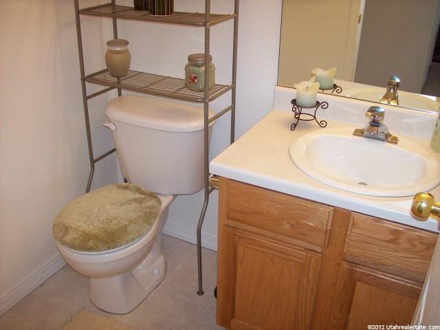 733 E 2000 S, Clearfield, UT 84015 — photo 8