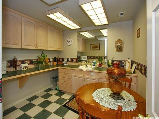 1888 Foxmoor Pl, Sandy, UT 84092 — photo 9