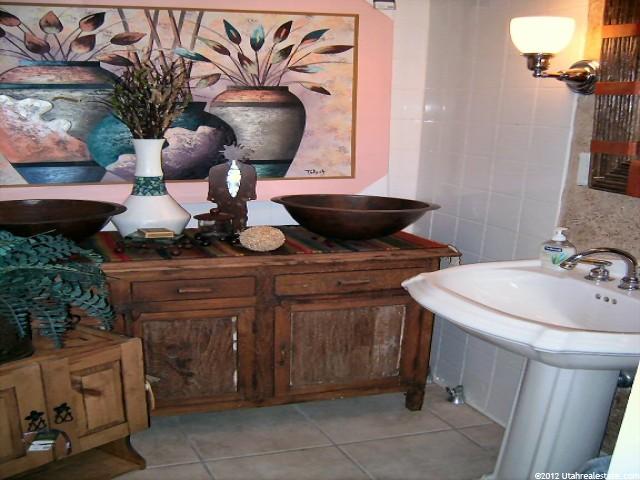 39 S Bluff St, St. George, UT 84770 — photo 12