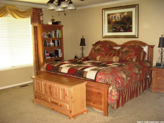 915 Edgewood Dr, Ogden, UT 84403 — photo 8