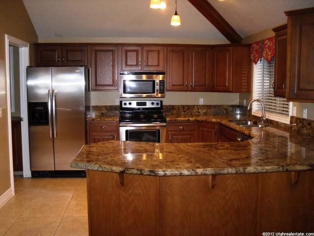 915 Edgewood Dr, Ogden, UT 84403 — photo 6