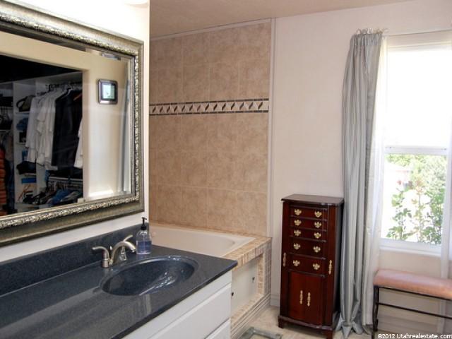 8080 S 2575 E, South Weber, UT 84405 — photo 5