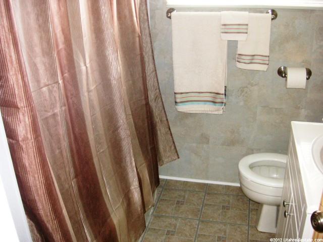 4994 S 1950 W, Roy, UT 84067 — photo 9