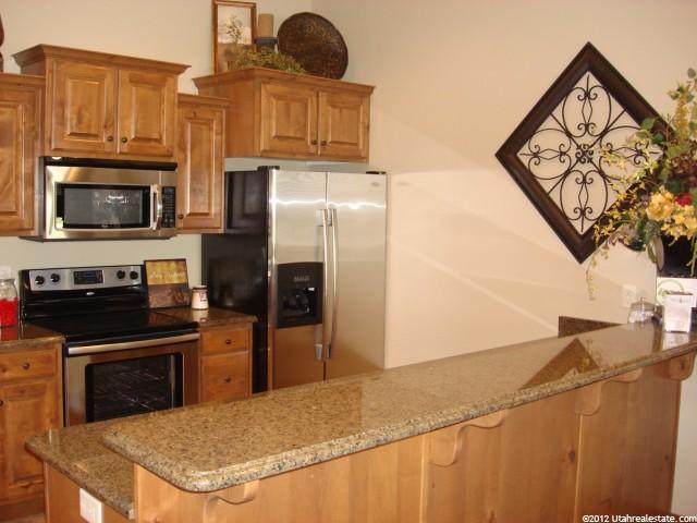 905 S Main St #J, Layton, UT 84041 — photo 2