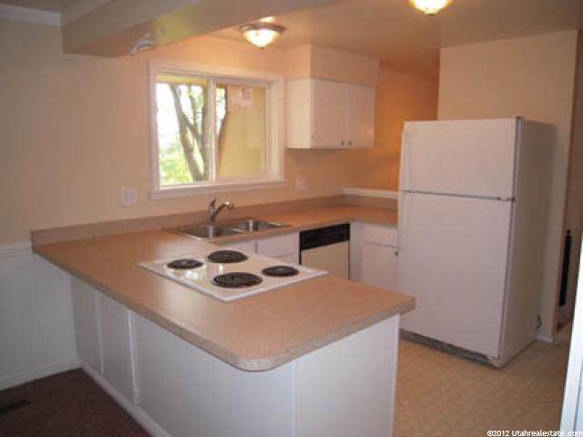 686 E 900 N, Layton, UT 84041 — photo 5