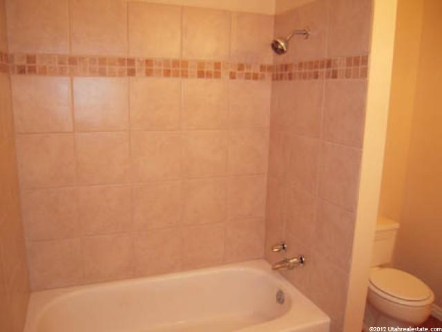 686 E 900 N, Layton, UT 84041 — photo 7