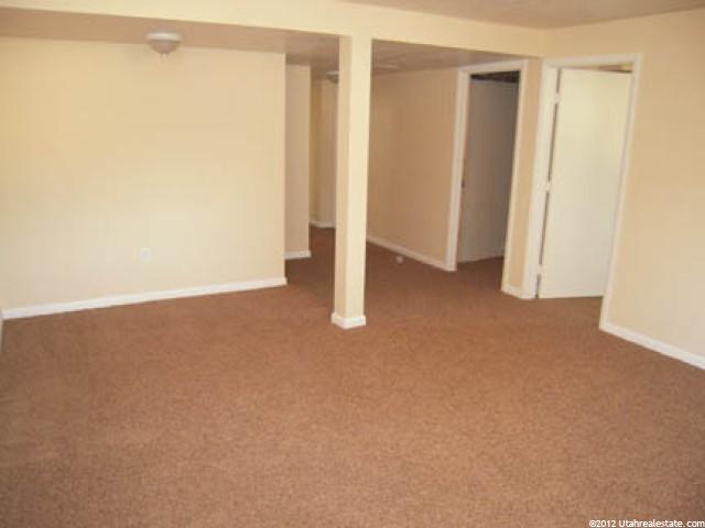 686 E 900 N, Layton, UT 84041 — photo 10