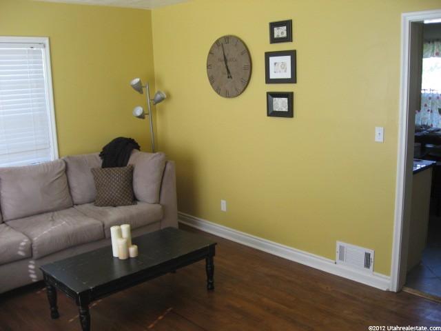 5914 S 2600 W, Roy, UT 84067 — photo 9